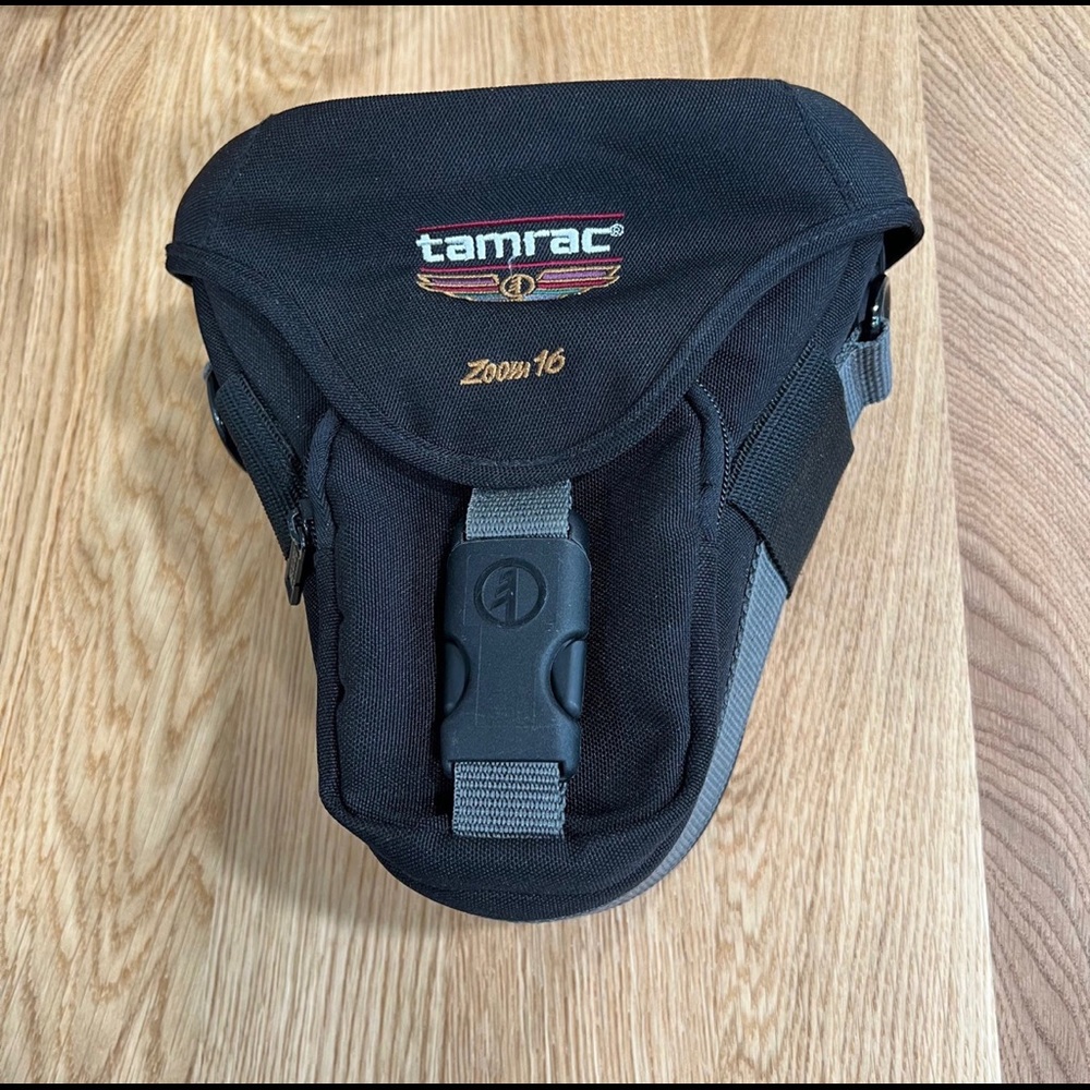 Tamrac Zoom 16 Camera Bag 5516 Black no sling sony canon nikon